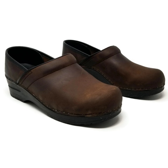 dansko chocolate nubuck